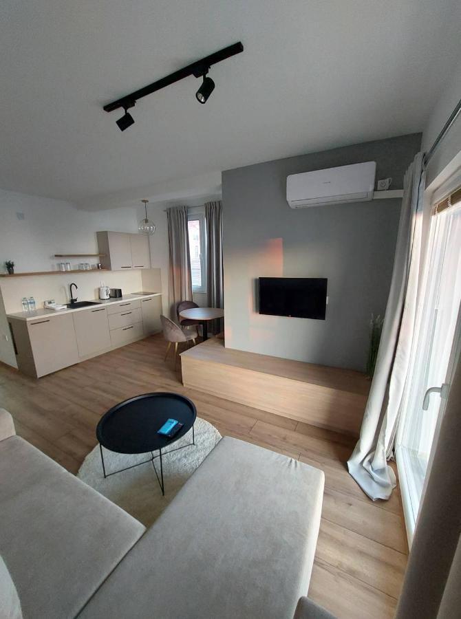 Nautica Apartments&Studios Pestani Luaran gambar