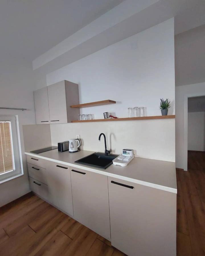 Nautica Apartments&Studios Pestani Luaran gambar